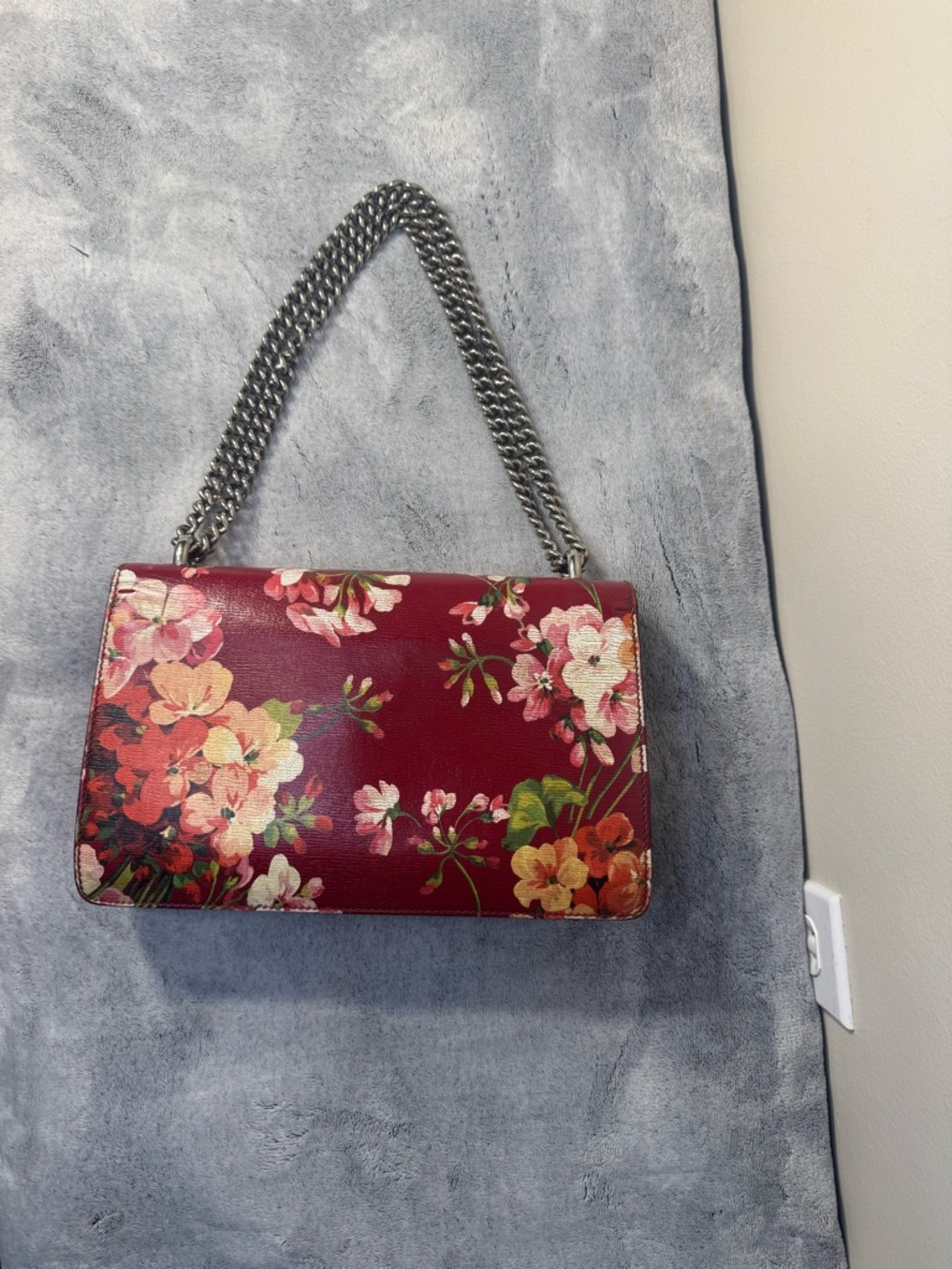 Gucci Dionysus Medium Red Floral Leather Shoulder Bag - Picture 5 of 17